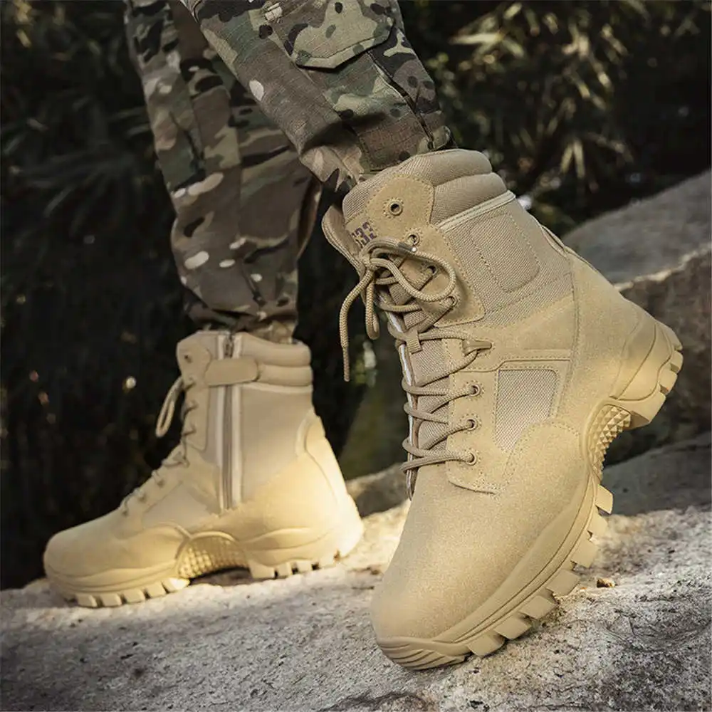 Rutschfeste Wanderstiefel aus  – Tech Accessories Suppliers Bewertung und Preis