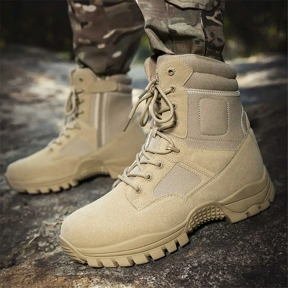 Rutschfeste Wanderstiefel aus  – Tech Accessories Suppliers Bewertung und Preis